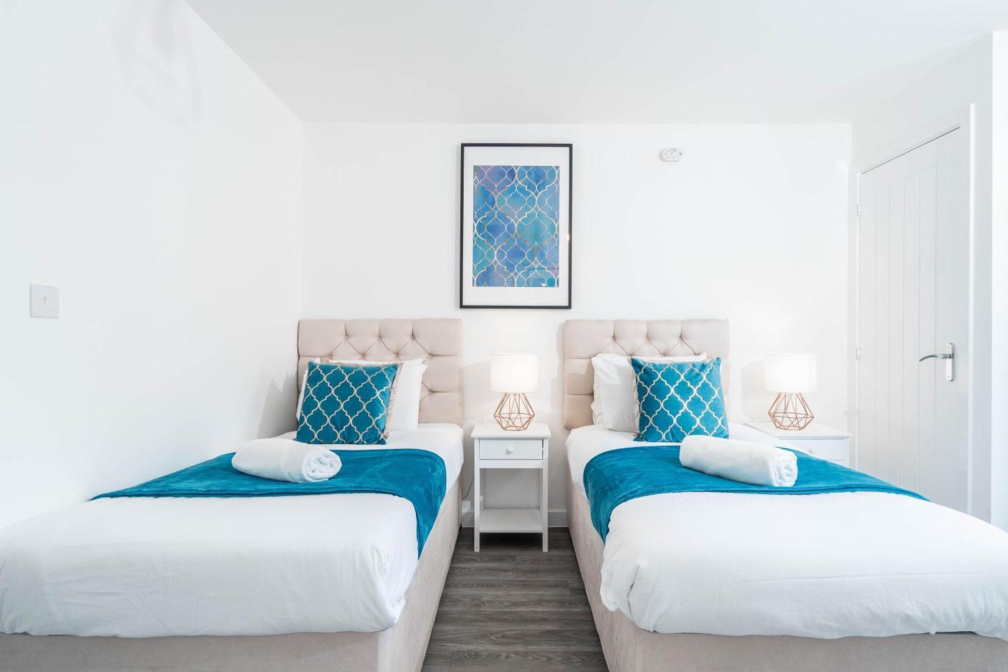 Luxury Apartment - Twin Beds - Selly Oak - Off-Street Parking - Free Netflix & Wifi - Top Rated 9Cc Бирмингем Экстерьер фото