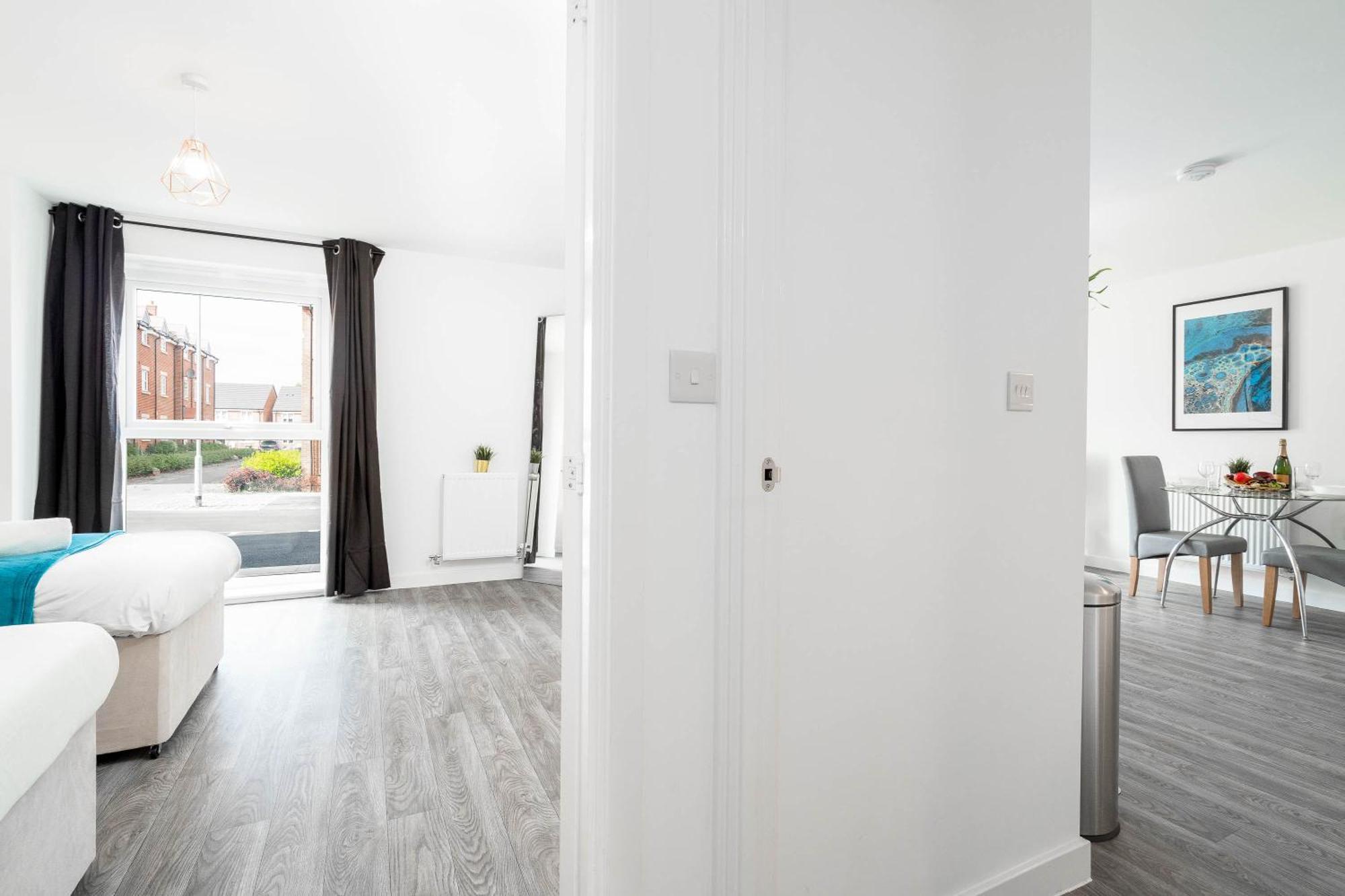 Luxury Apartment - Twin Beds - Selly Oak - Off-Street Parking - Free Netflix & Wifi - Top Rated 9Cc Бирмингем Экстерьер фото